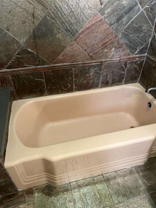 Bath Tub Before Restoration 4